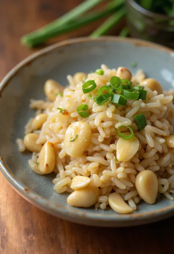 Arroz com macadâmia servido