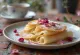 Panqueca com Água de Rosas com açúcar de confeiteiro