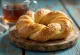Simit clássico, roscas de massa fresca com gergelim crocante