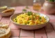 Mistura de arroz, lentilha e vegetais cozidos até a maciez