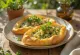 Khachapuri com salsinha, pães de queijo dourados e frescos com salsinha